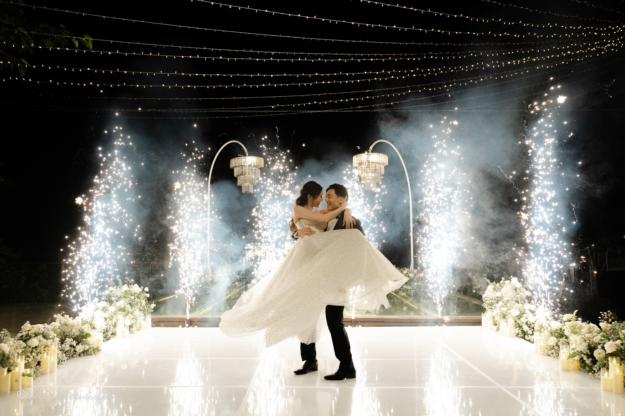 Axioo: Before the Shutter Clicks